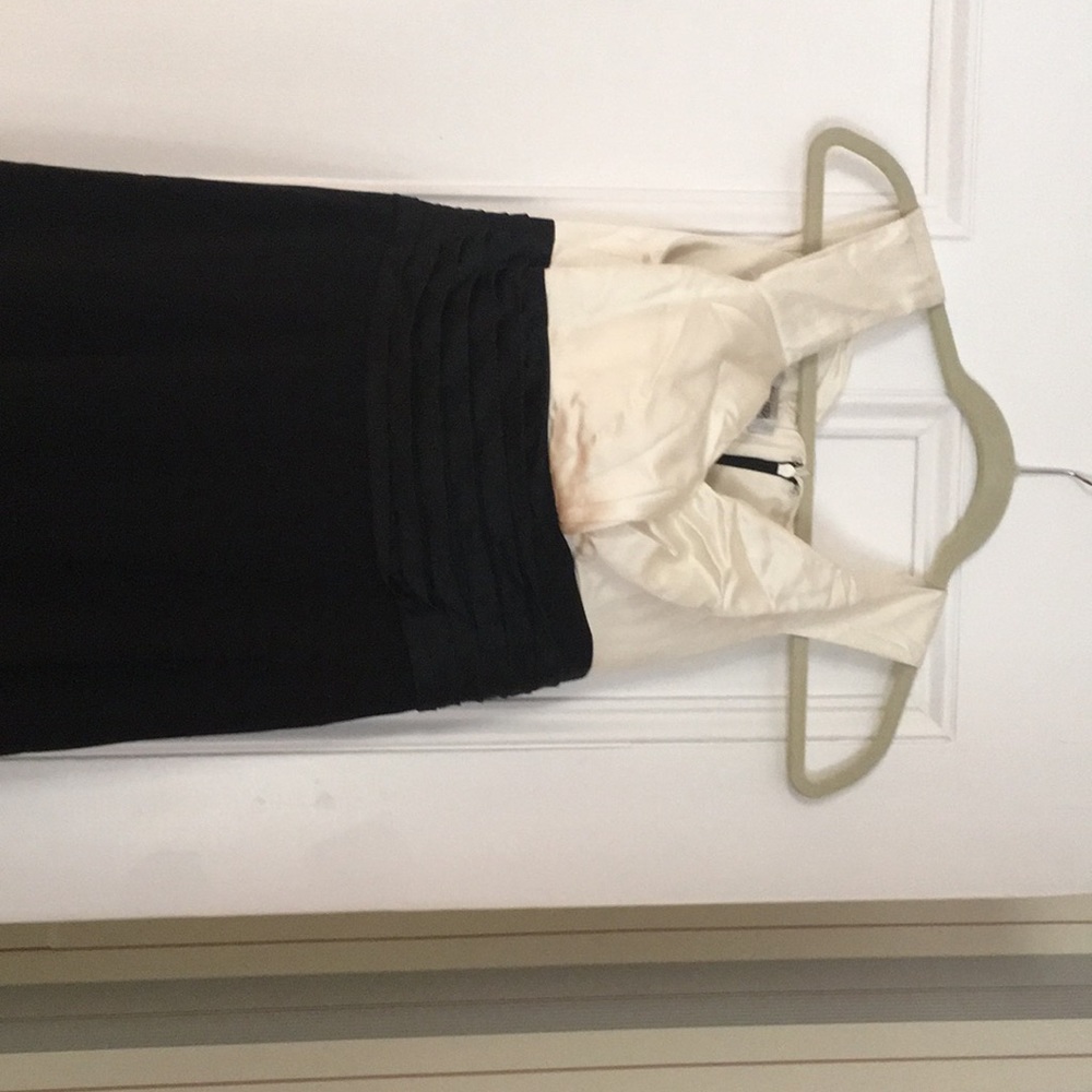 Evening gown - Picture 3 of 4